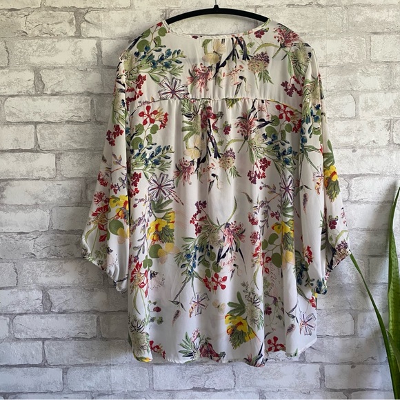 Spense Woman V Neck 3/4 Sleeve Floral Cream red yellow Top Plus Size 2X - Picture 3 of 7